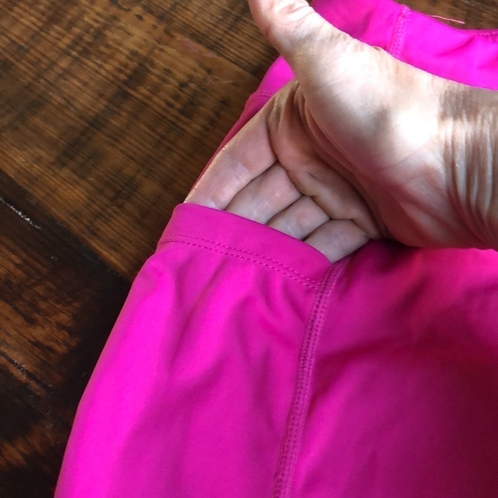 Hot pink bike shorts side pockets 5” inseam - Picture 3 of 4